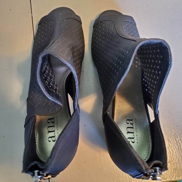 a.n.a black open toe caged faux leather heels women's size 9.5 - Picture 7 of 9